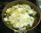 A picture of step 2 of Chunky Kyoho Grape Jam.