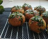 Foto langkah ke 10 dari resep Korean Garlic Bread.