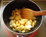 A picture of step 2 of Caramelized Apple.