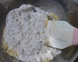 A picture of step 3 of Crispy Egg Cookies.