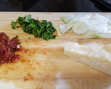 Foto del paso 1 de la receta: Pizza con base de pollo sin horno low carb