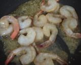 Foto langkah ke 3 dari resep Udang goreng mentega.