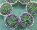 Foto del paso 6 de la receta: Cupcakes de colores monstruosos de vainilla