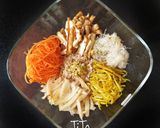 Hình bước làm 2 của món Bì cuốn chay