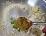 A picture of step 3 of Rajasthani Tikkad.