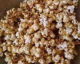 Foto langkah ke 4 dari resep PopCorn Caramel XXI.