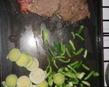 Foto del paso 4 de la receta: Bife de chorizo a la chapa con papas a la crema