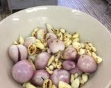 รูปขั้นตอนการทำที่ 1 ของ น้ำพริกหนุ่มมังสวิรัติ (สูตรใส่ถั่วเน่าและปลาร้าเจ)