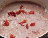 A picture of step 3 of Strawberry banana smoothie.