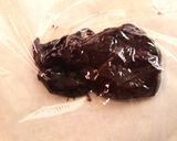 A picture of step 5 of Chocolate Decorations For Valentine's.