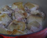 A picture of step 3 of Eggplant and Chicken Braised in Tomato Sauce.