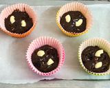 A picture of step 5 of Nutella Brownie Cupcakes.