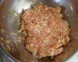 A picture of step 2 of Ground Meat Cutlets with Lots of Cabbage.