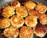 A picture of step 6 of Chicken Tsukune Patties Hamburger Style.