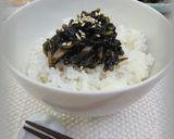A picture of step 3 of Maitake Mushrooms and Nori Seaweed Tsukudani.