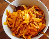 A picture of step 5 of Healthy carrot / zucchini "pasta".