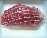A picture of step 2 of Garita Cafeteria's Charsiu (Stewed Pork).