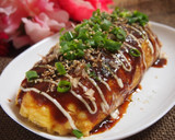 A picture of step 13 of Omelette with Salt-Flavored Fried Noodles Using Instant Ramen.