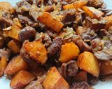 صورة لخطوة 3 من وصفة قلوبات وقوانص دجاج 🍗 مع مكعبات البطاطا 🥔😋