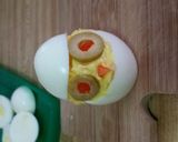 A picture of step 6 of Lil chicks deviled eggs.