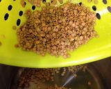 A picture of step 2 of Lentils with Fresh Pasta and Caramelized Onions.