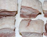 A picture of step 4 of Tender Stewed Pork Belly Chunks.