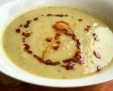 Foto del paso 4 de la receta: Crema de garbanzos y zapallo italiano