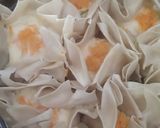 Foto langkah ke 5 dari resep Dimsum Ayam Topping Keju.