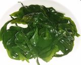 Hình bước làm 1 của món Mì gói xào xúc xích rong biển