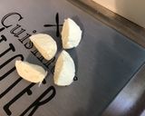 Une image de l'étape 9 de Tomates à l'oignon rouge, basilic et mozzarella.