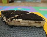 Foto langkah ke 7 dari resep Unbaked Oreo Cheesecake Ala Ala.