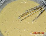 Foto del paso 3 de la receta: Bizcocho de avena con naranja (sin huevos)