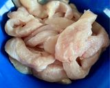 Une image de l'étape 1 de Orzo crémeux poulet / champignons / parmesan 🐓🍄🟫.