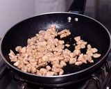 A picture of step 1 of Creamy Box patties.