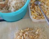 Foto langkah ke 3 dari resep Pangsit isi bihun + telur dadar.