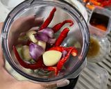 Foto langkah ke 2 dari resep Cumi & Udang saus padang.