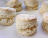 A picture of step 8 of Easy Margarine Scones.