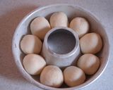 A picture of step 9 of Ring Shaped White Bread.