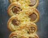 Foto langkah ke 7 dari resep Caterpillar Bread ala MamaKen.