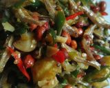 Foto langkah ke 6 dari resep Teri Kacang Cabe ijo.