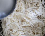 A picture of step 4 of 10-Minute Goose Fat Scallion Oil Noodles.