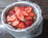 Foto del paso 5 de la receta: Torta chocolate y frutillas. Grace