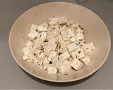 Foto del paso 7 de la receta: Ensalada de pimientos de Padrón con taquitos de jamón ibérico y queso fresco de cabra