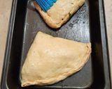 A picture of step 7 of Calzones.