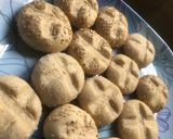 A picture of step 4 of Simple and Easy cookies.