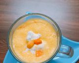 A picture of step 1 of Mango Vanilla Milkshake.