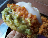 Foto del paso 5 de la receta: Arepas🍘🌽 rellenas de salteado de zanahoria🥕, aguacate y queso🧀