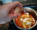 A picture of step 7 of Garlic Soup with Chorizo.