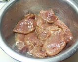 A picture of step 2 of Tender Pan-Fried Pork Filet.