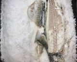 Foto del paso 5 de la receta: Lubina a la sal
